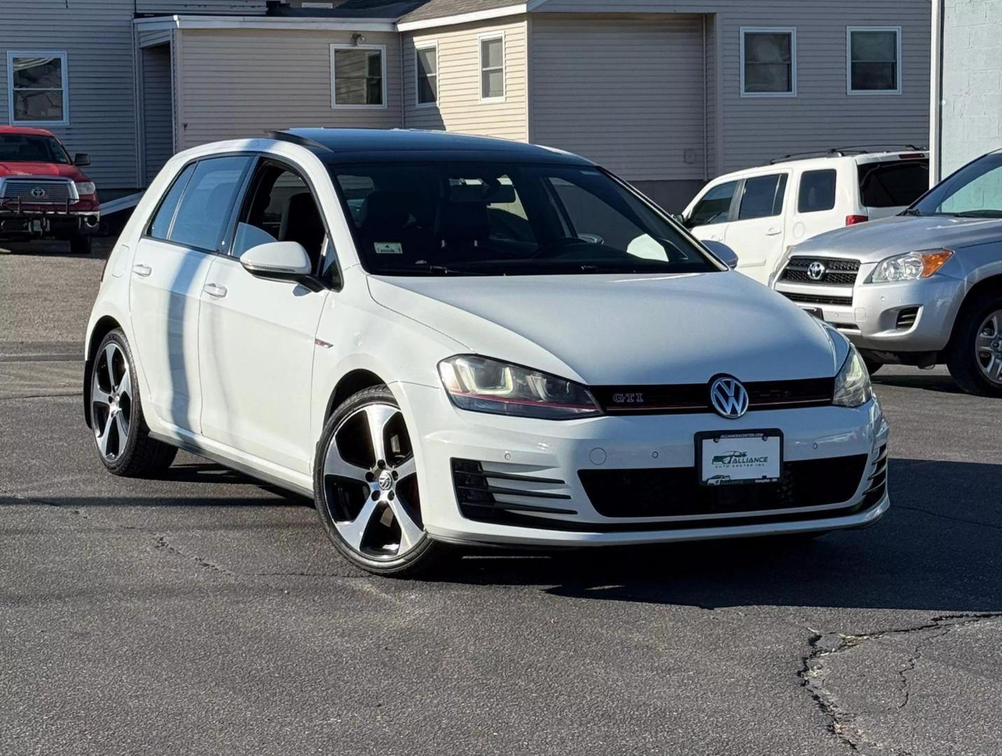 2015 Volkswagen Golf GTI Autobahn photo 2