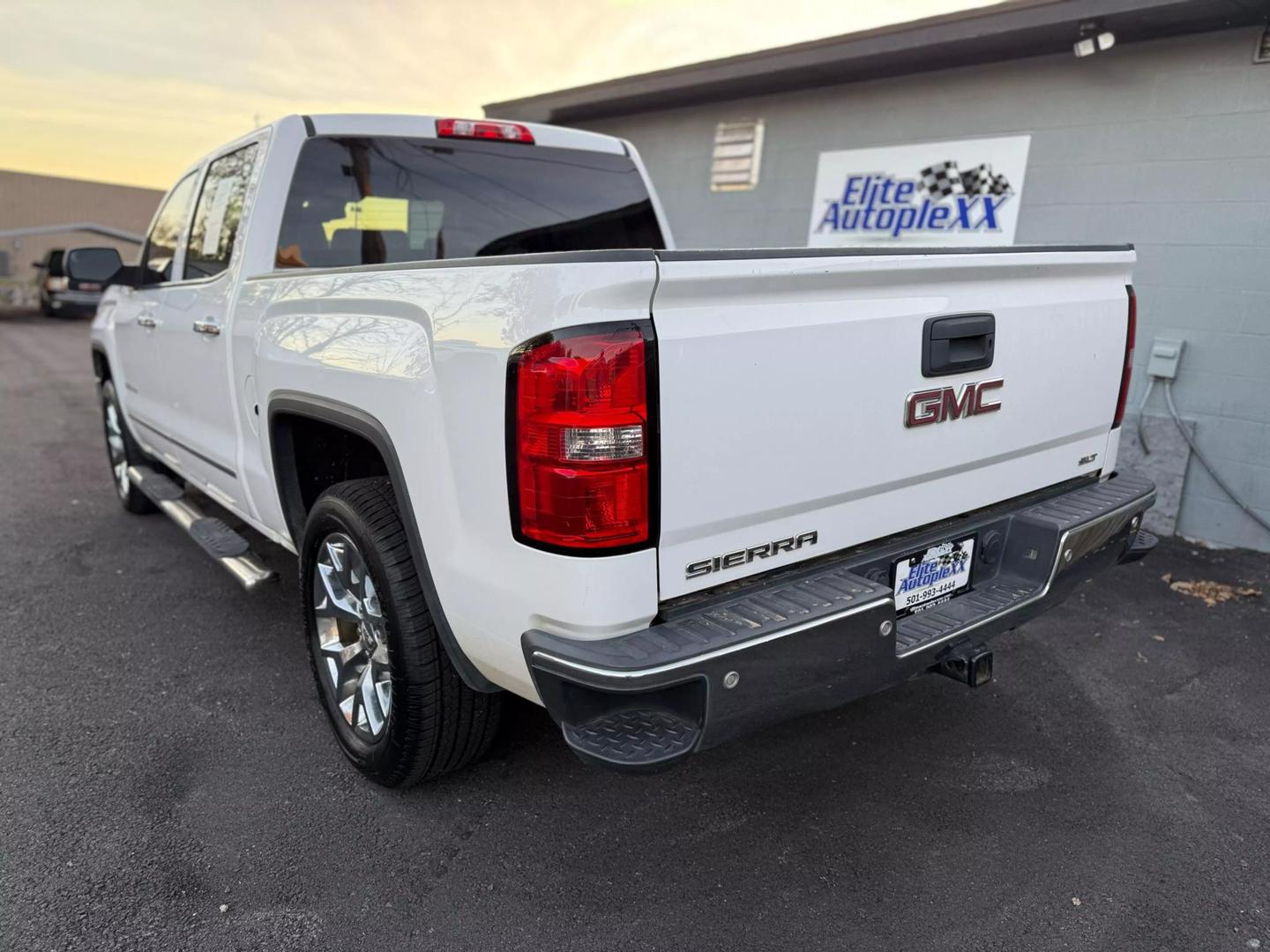 2014 GMC Sierra 1500 SLT photo 2