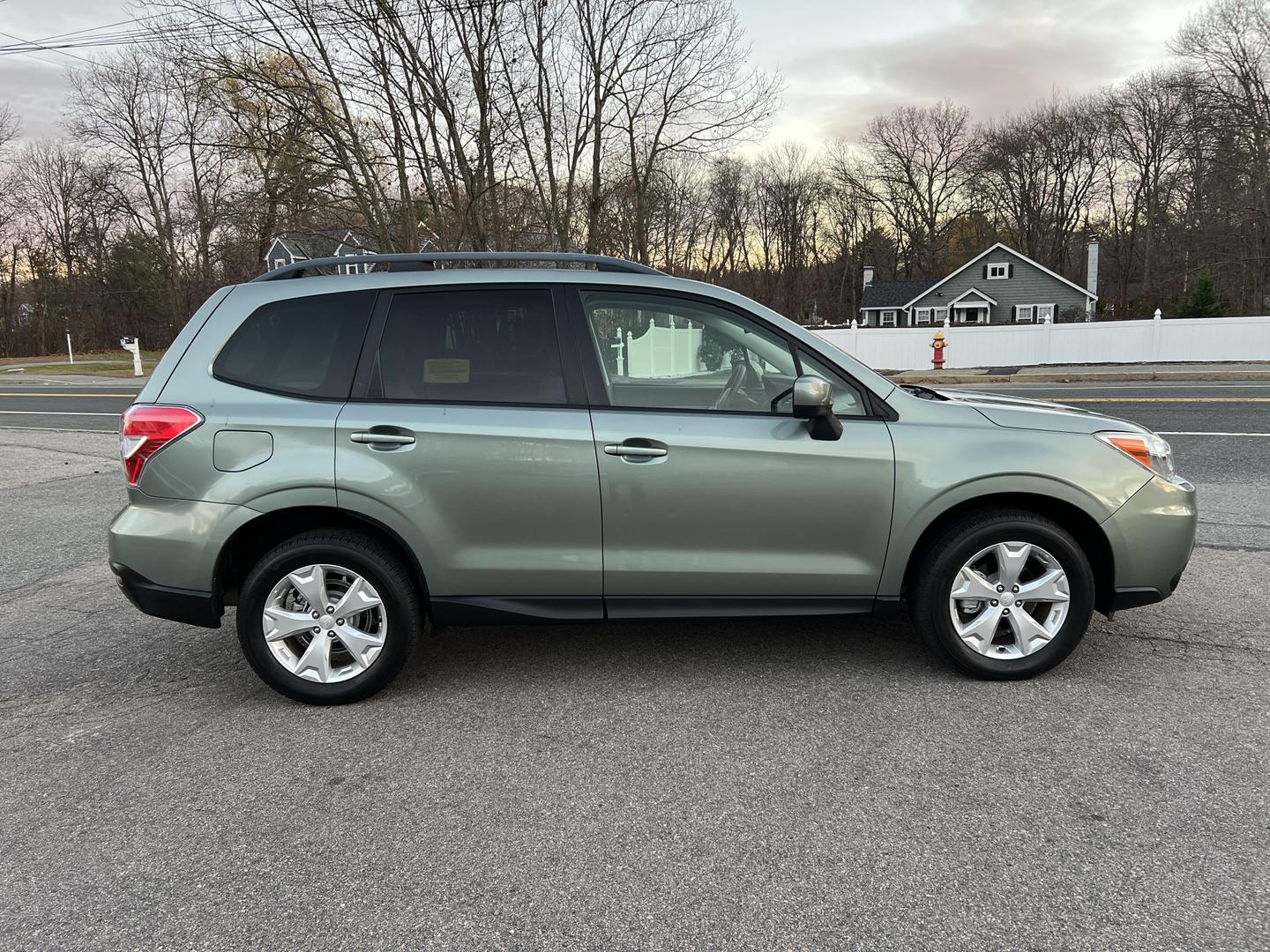 2014 Subaru Forester i Premium photo 6