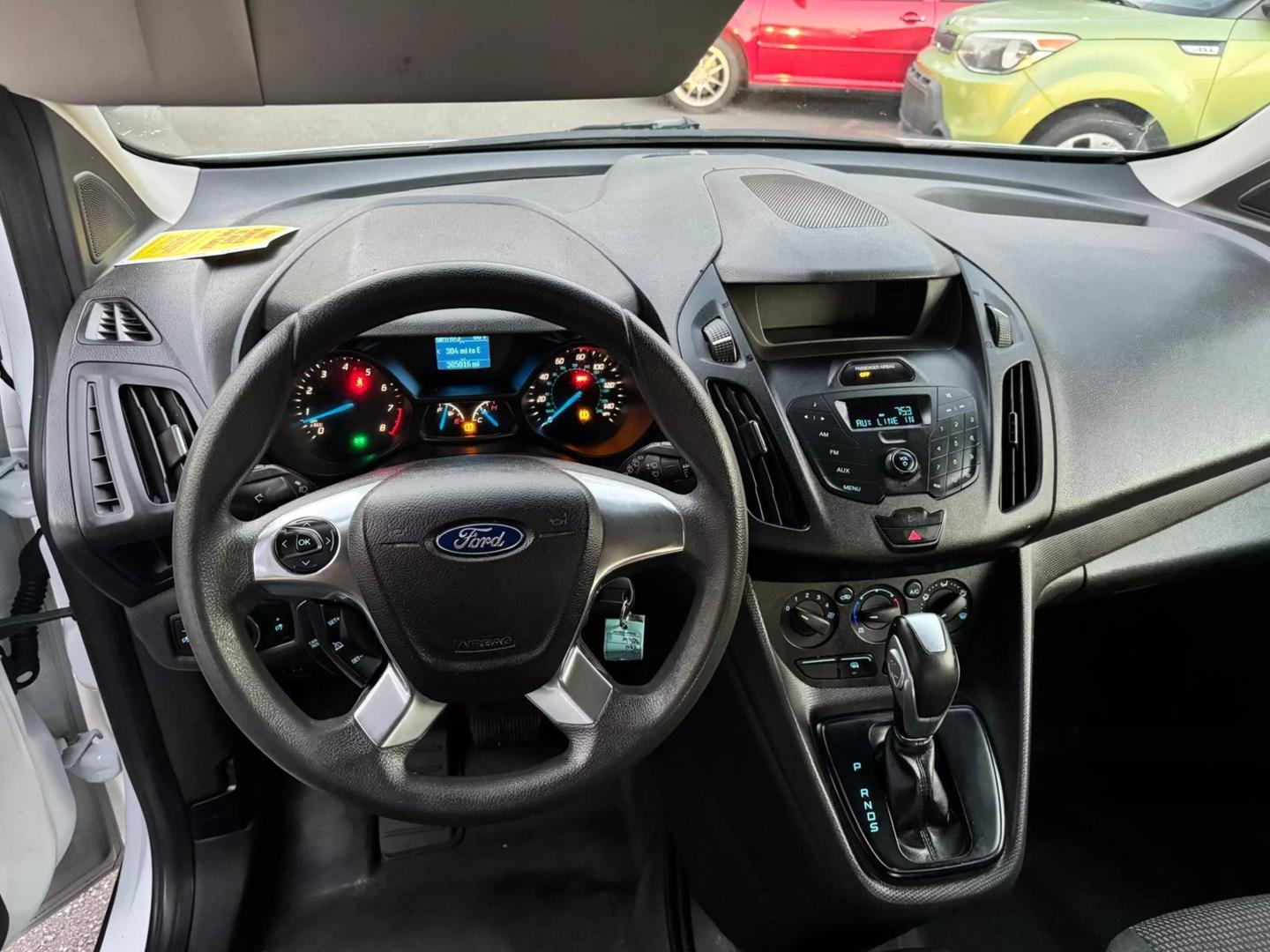 2015 Ford Transit Connect XL photo 8