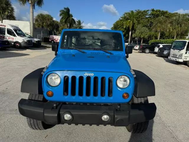 2011 Jeep Wrangler Unlimited Sport photo 3