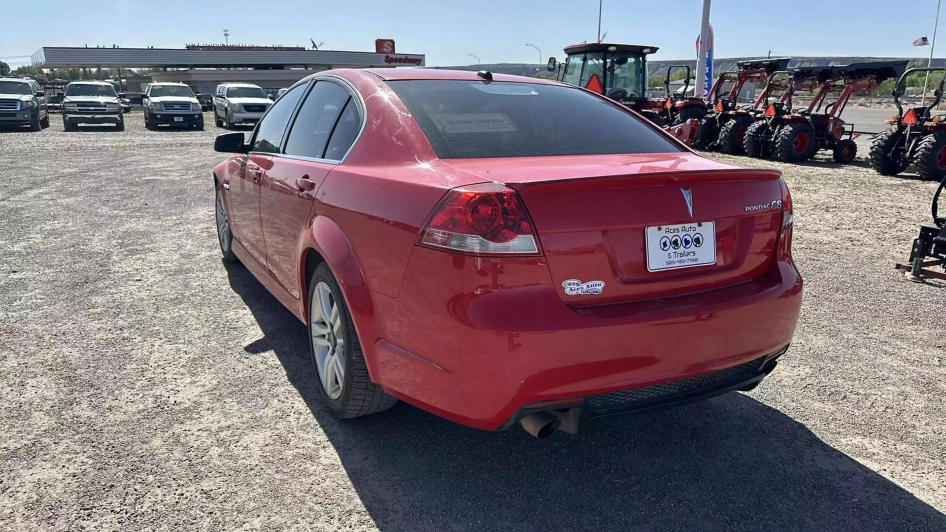 2009 Pontiac G8 Base photo 4