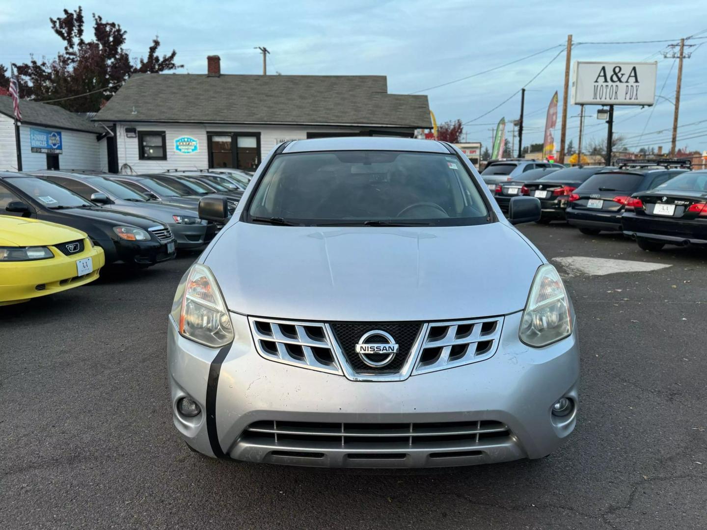 2012 Nissan Rogue S photo 3