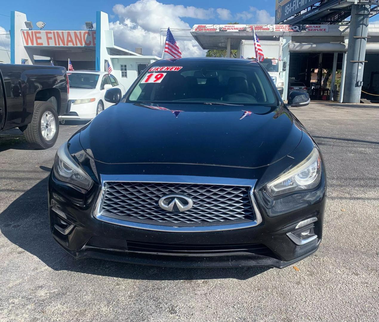 2019 INFINITI Q50 LUXE photo 12