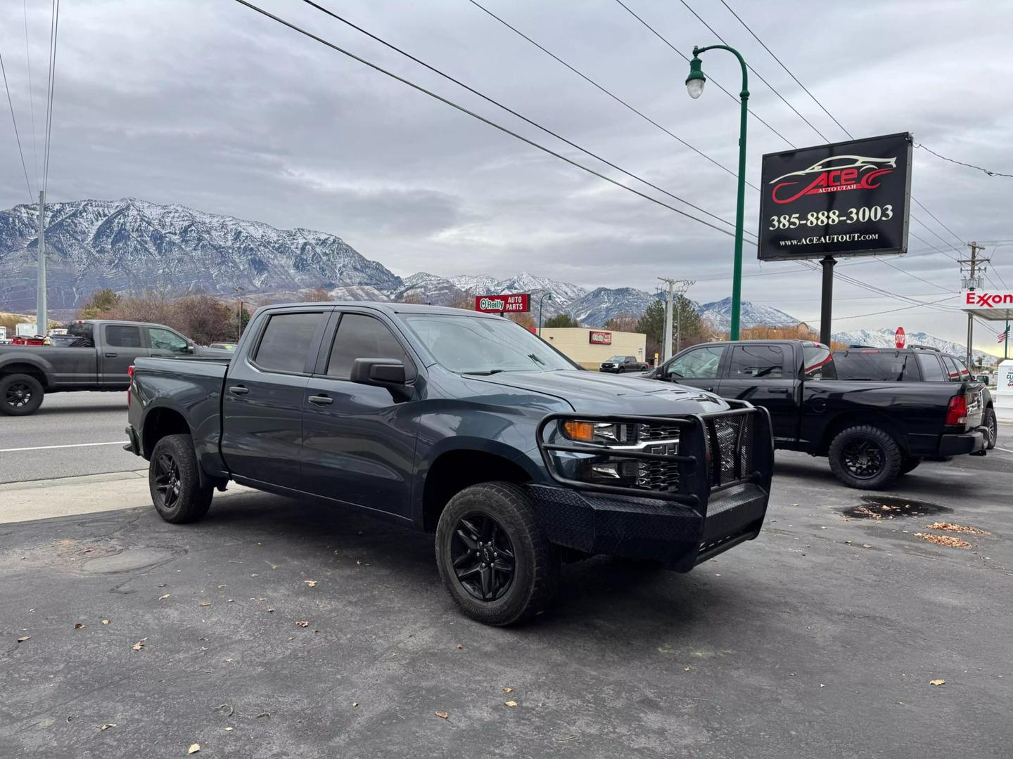 2020 Chevrolet Silverado 1500 Custom photo 2