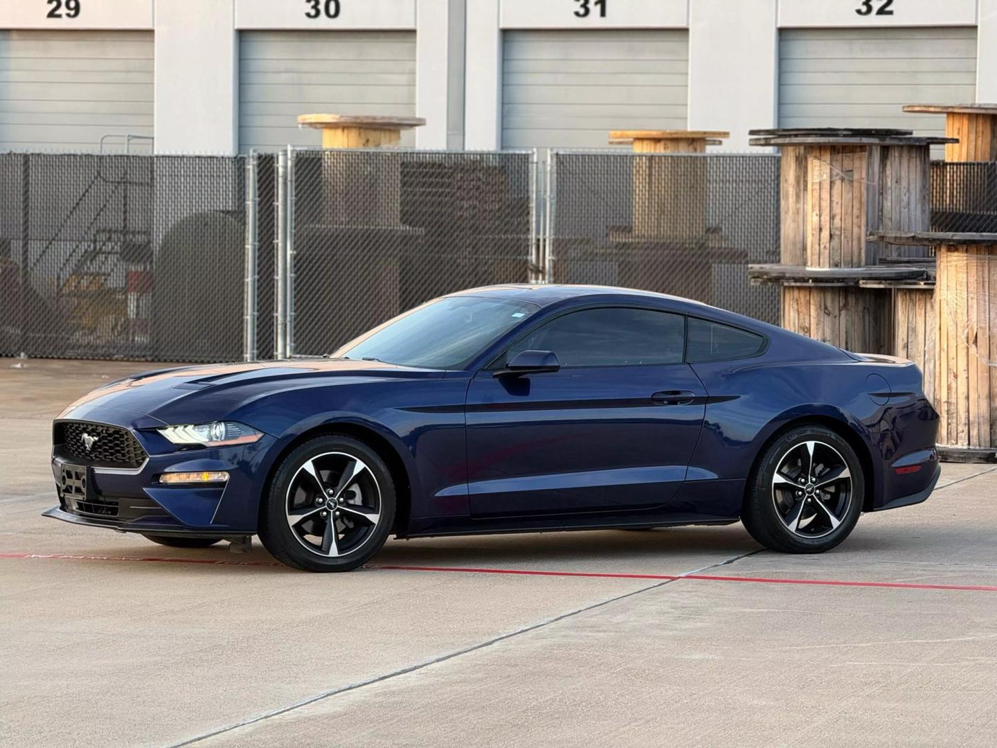 2018 Ford Mustang EcoBoost photo 4