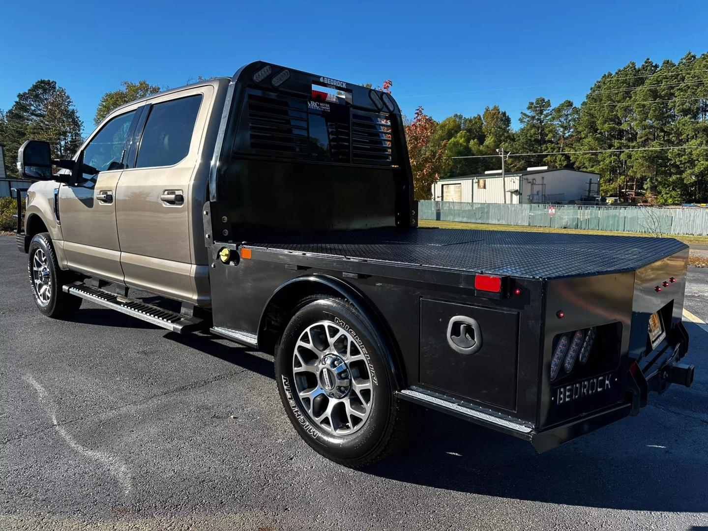 2020 Ford F-250 Super Duty Lariat photo 3