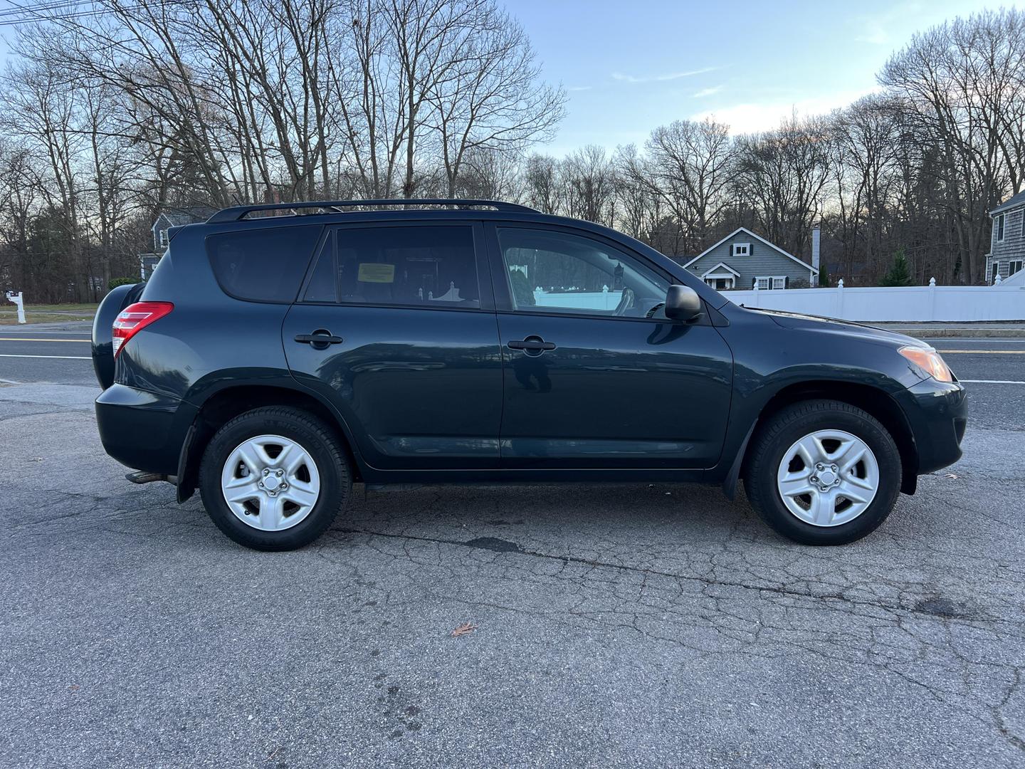 2012 Toyota RAV4 Base photo 6