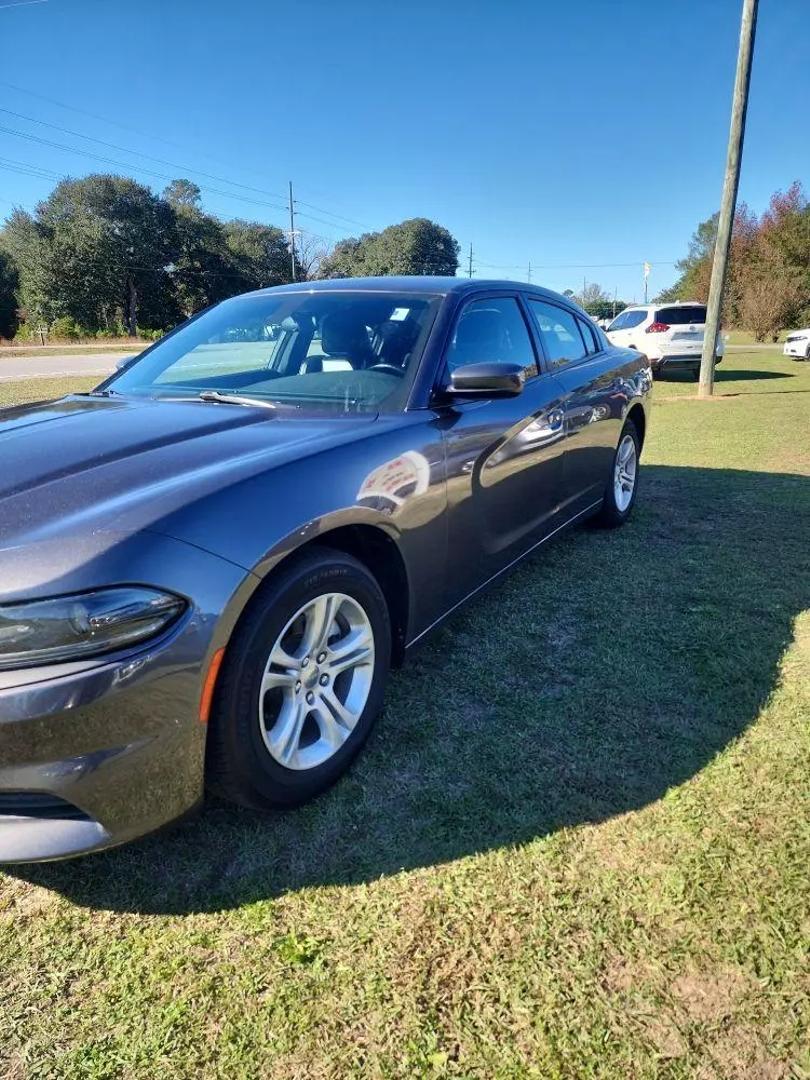 2021 Dodge Charger SXT photo 2