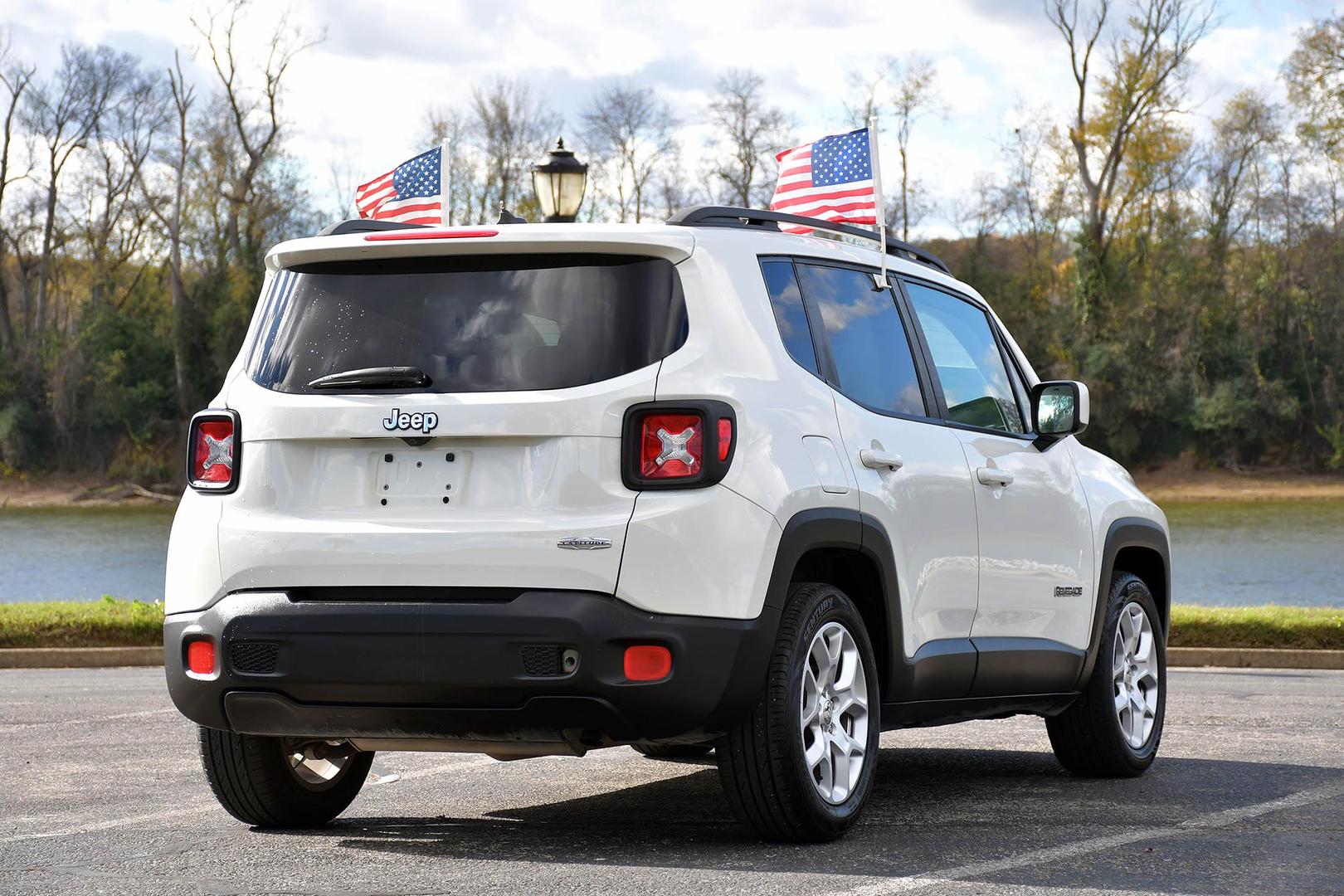 2017 Jeep Renegade Latitude photo 14