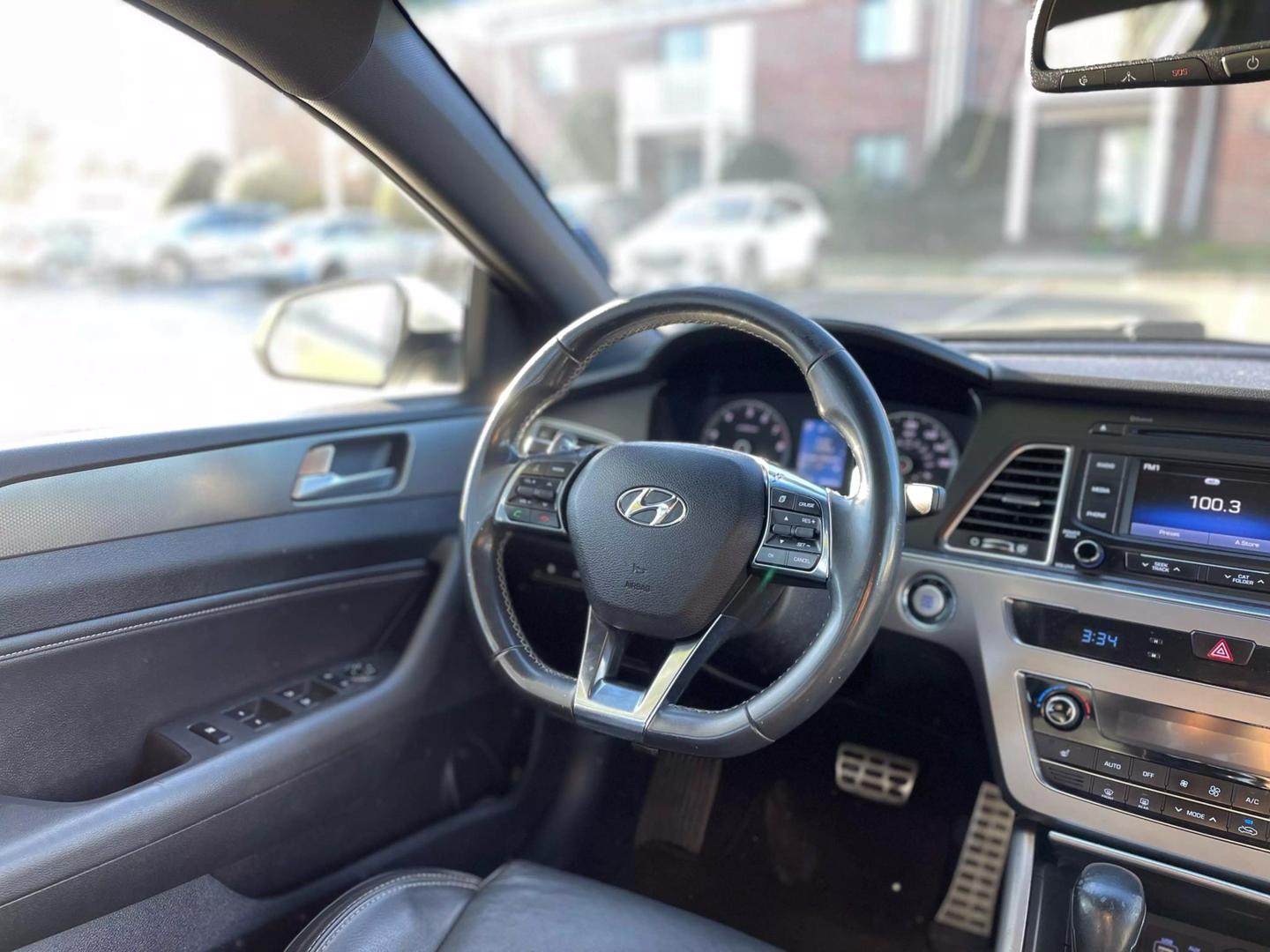 2015 Hyundai Sonata Limited photo 27