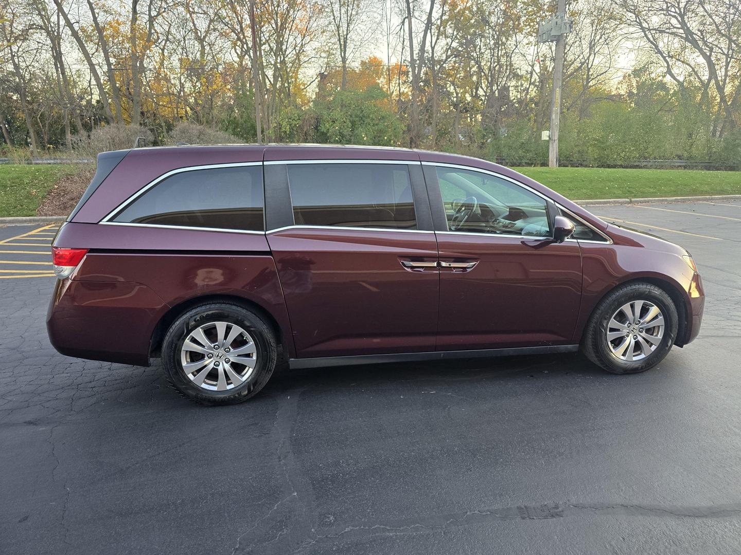 2014 Honda Odyssey EX-L photo 24