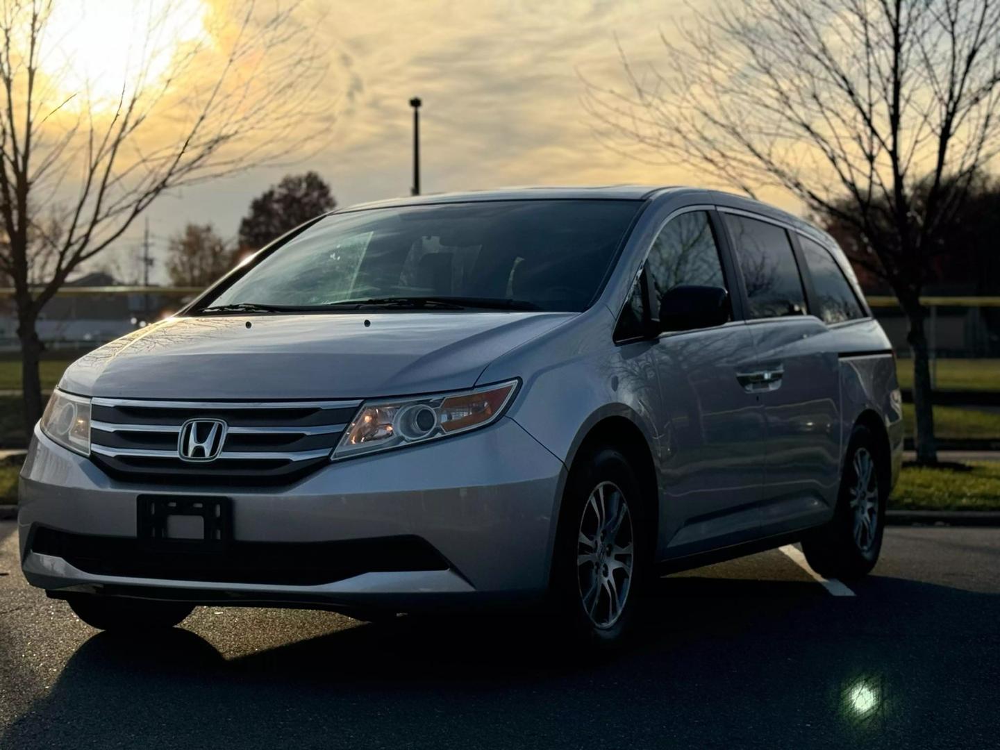 2013 Honda Odyssey EX-L photo 2