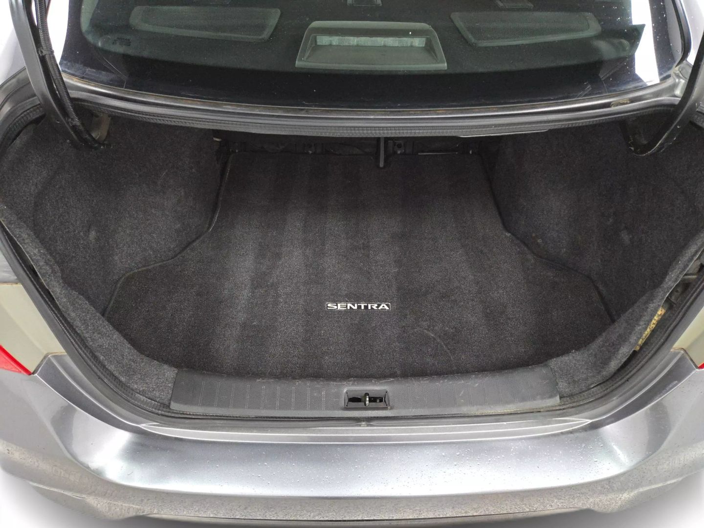 2017 Nissan Sentra - Image 13
