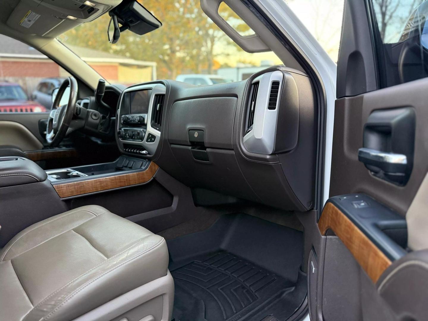 2014 GMC Sierra 1500 SLT photo 9