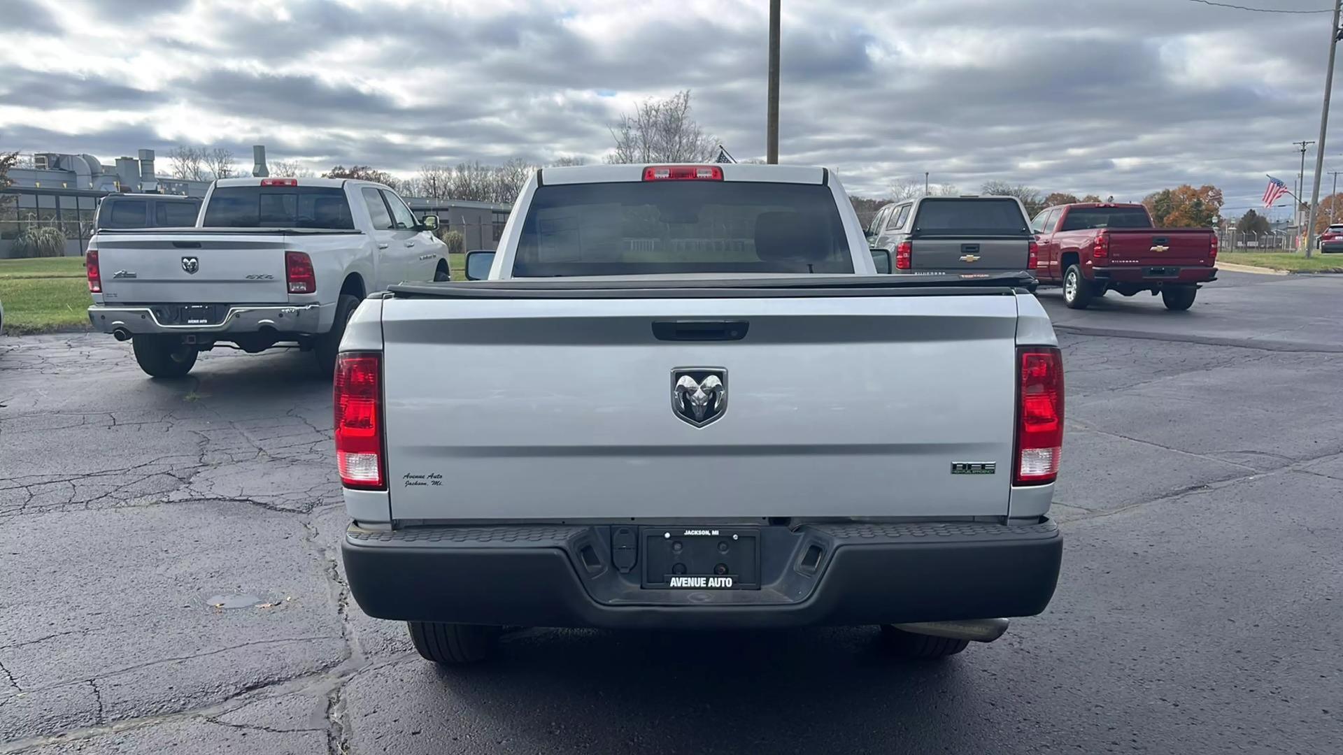 2015 RAM Ram 1500 Pickup HFE photo 4