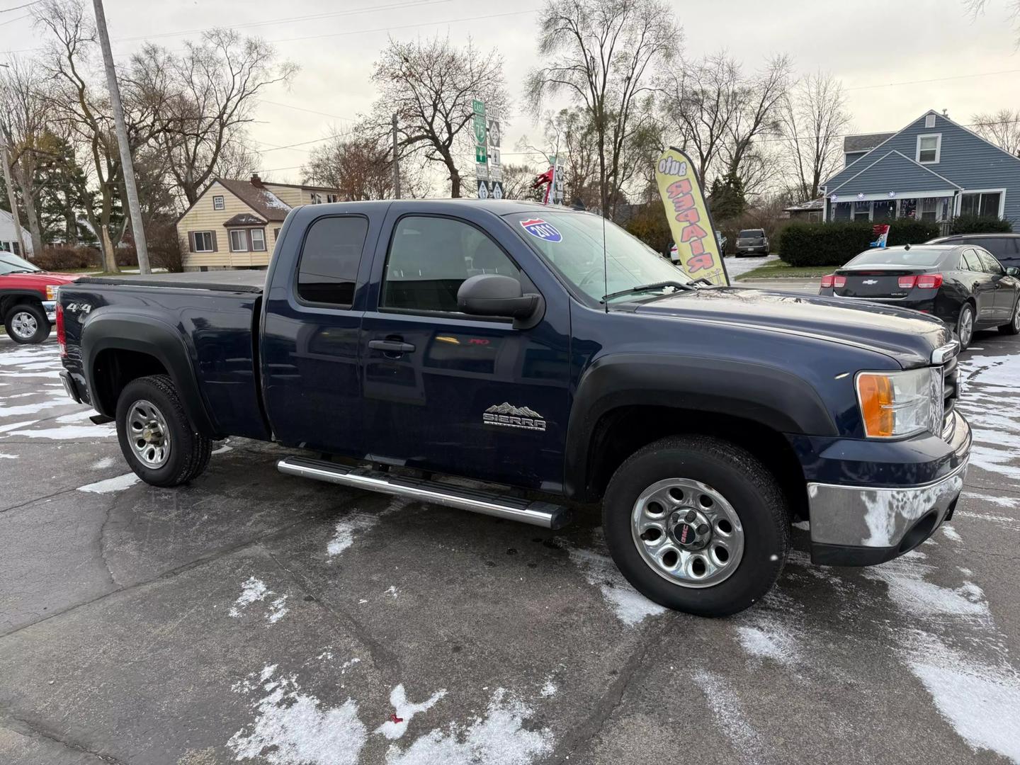 2011 GMC Sierra 1500 SL photo 3