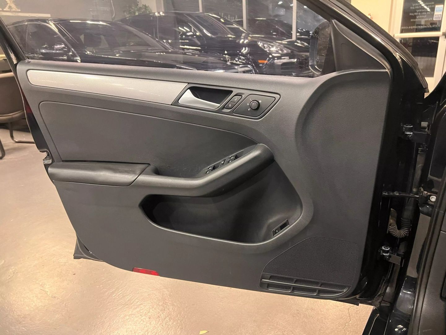 2015 Volkswagen Jetta 1.8t Se Sedan 4d - Image 22