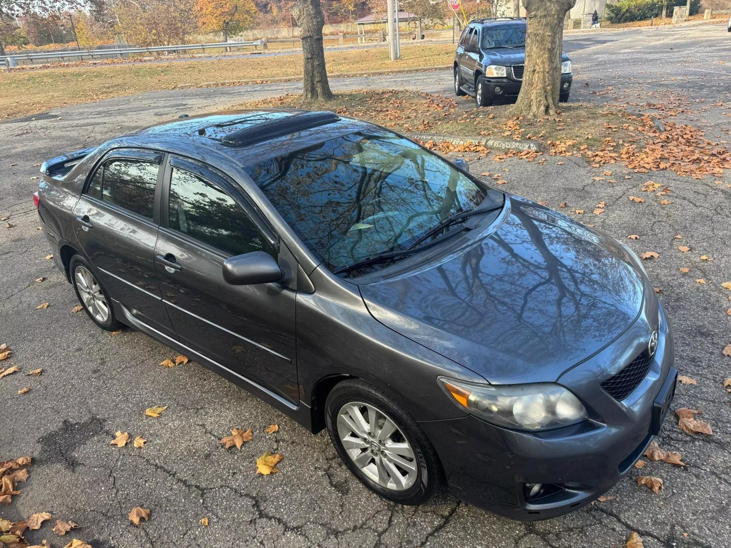 2010 Toyota Corolla S photo 4