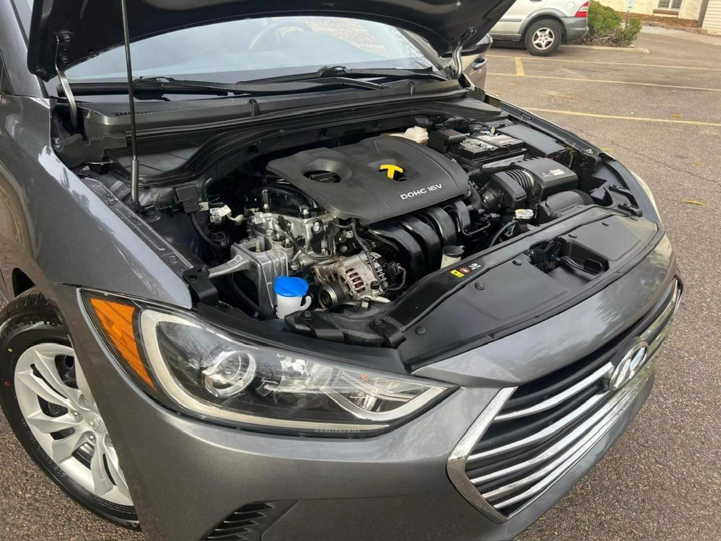 2018 Hyundai Elantra SE photo 25