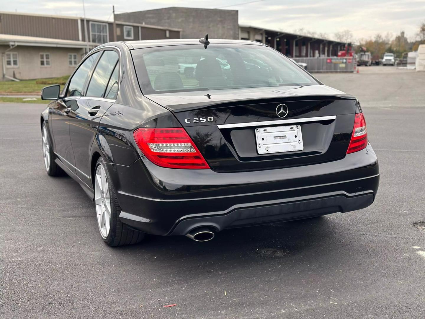 2014 Mercedes-Benz C-Class C250 Sport photo 7