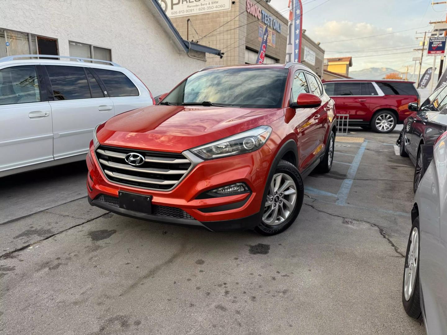 2016 Hyundai Tucson SE photo 2