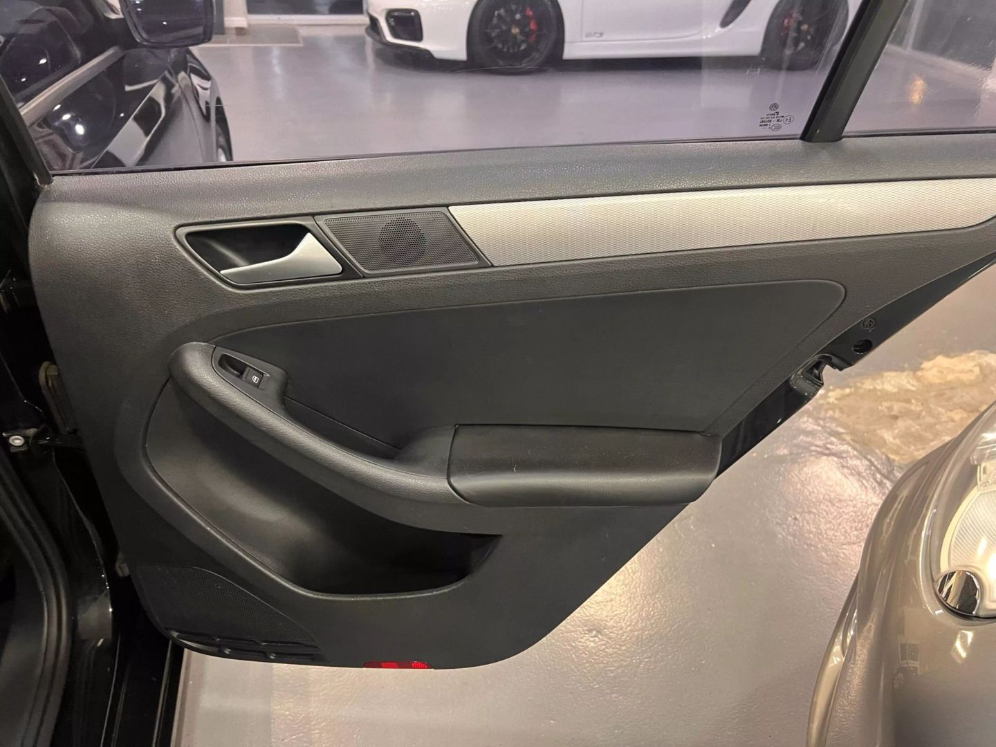2015 Volkswagen Jetta 1.8t Se Sedan 4d - Image 25