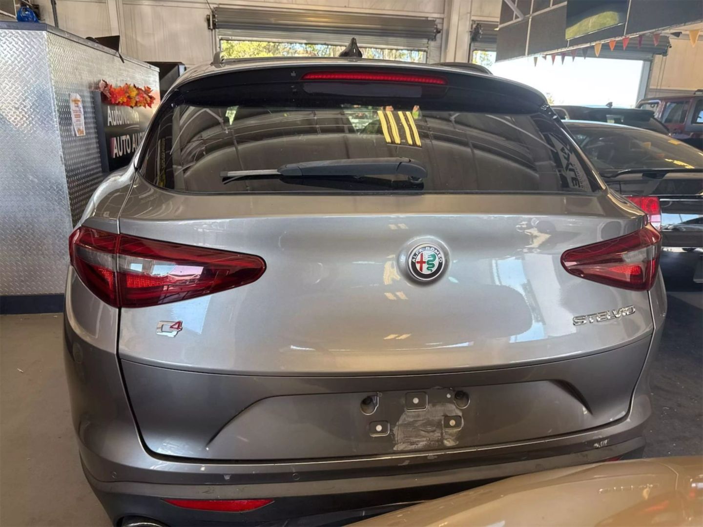 2018 Alfa Romeo Stelvio - Image 3