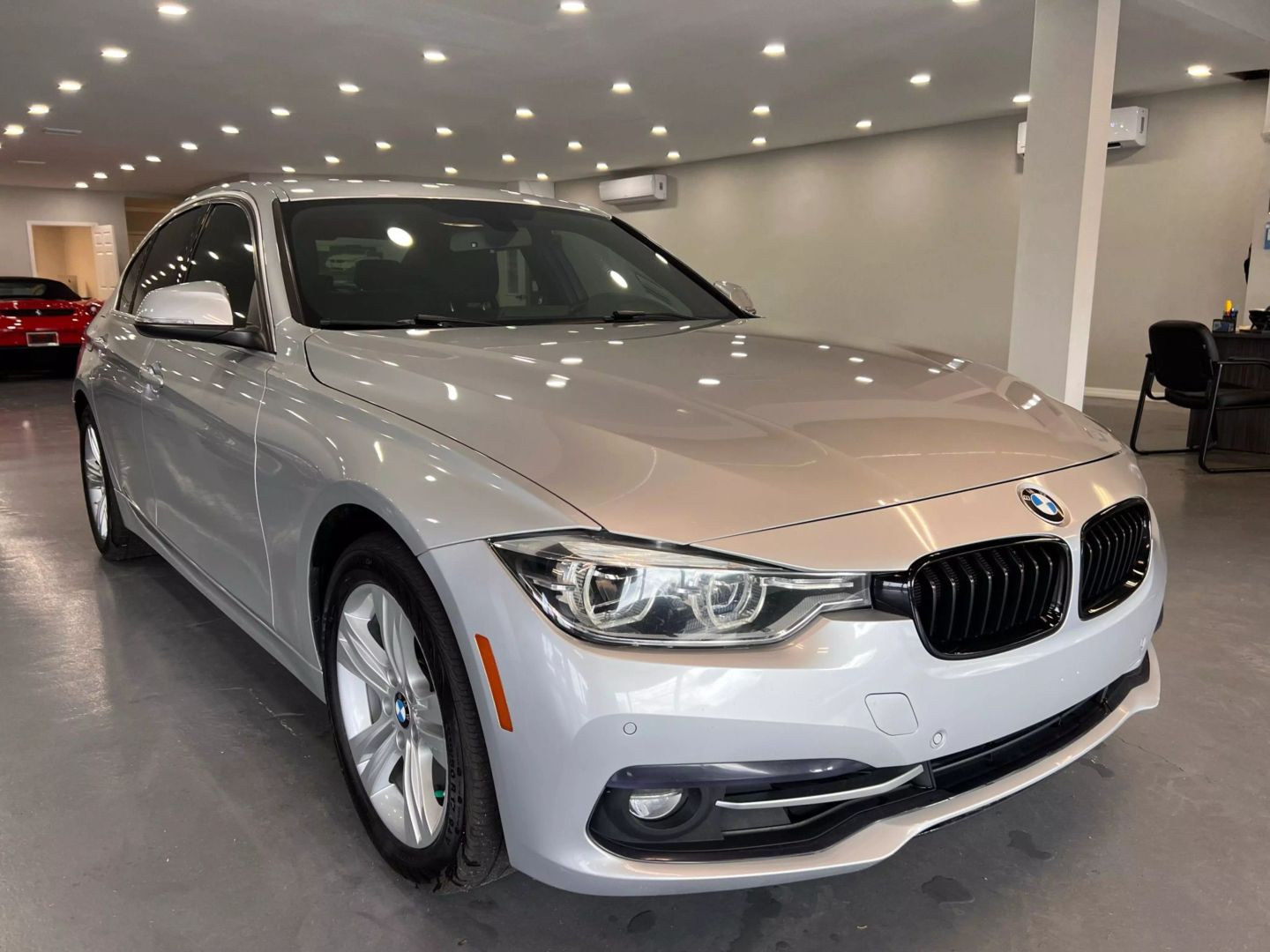 2018 Bmw 3 Series 330i Sedan 4d - Image 1