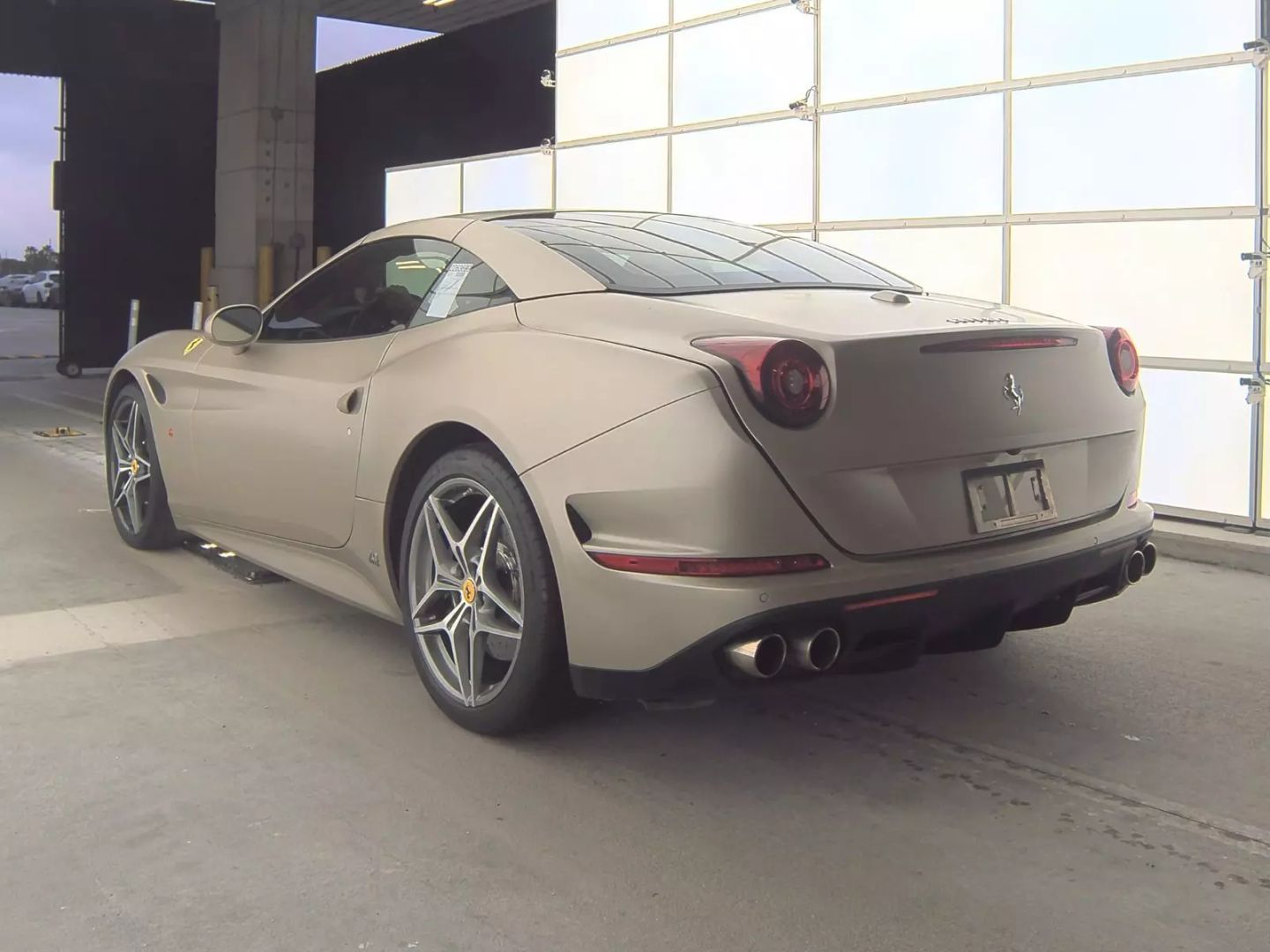2018 Ferrari California - Image 8