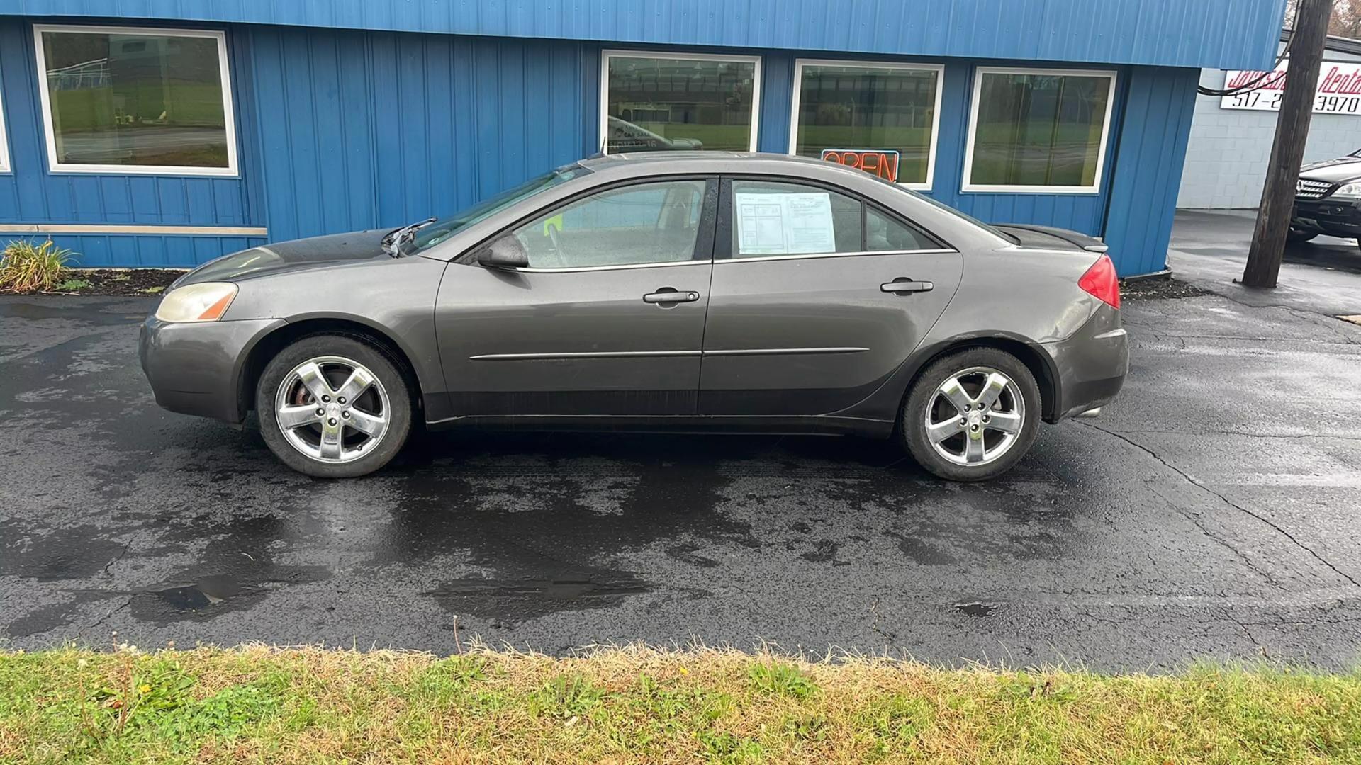 2005 Pontiac G6 GT photo 2