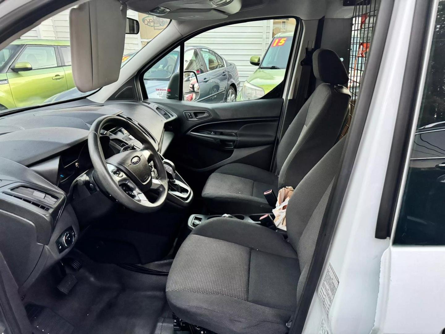 2015 Ford Transit Connect XL photo 7