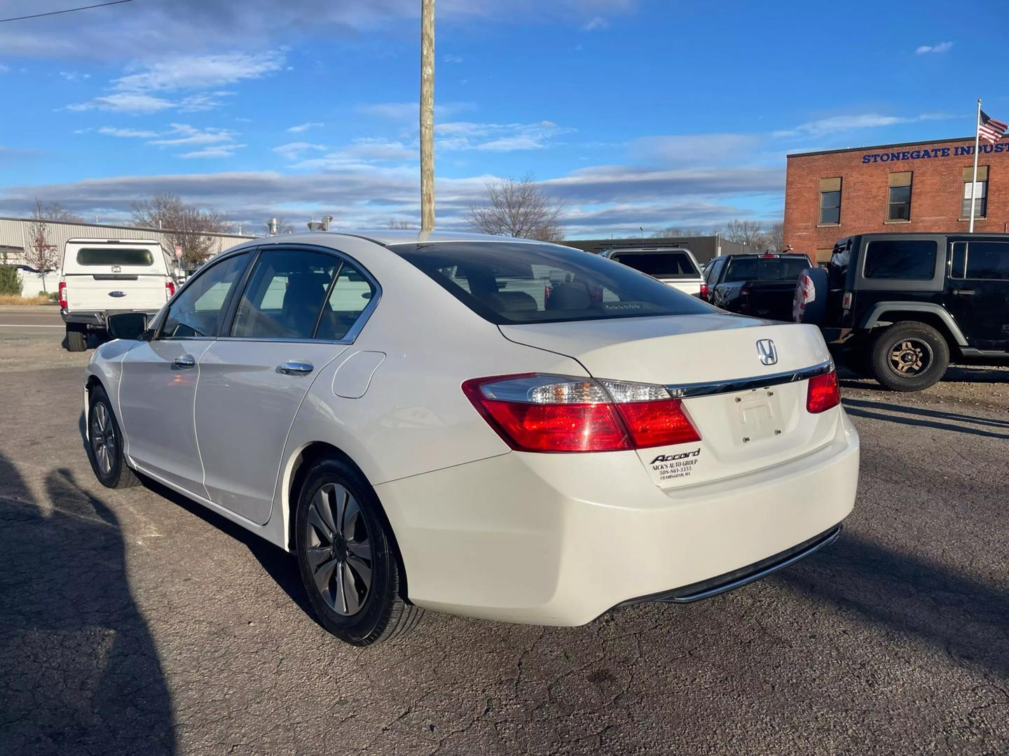 2015 Honda Accord LX photo 6