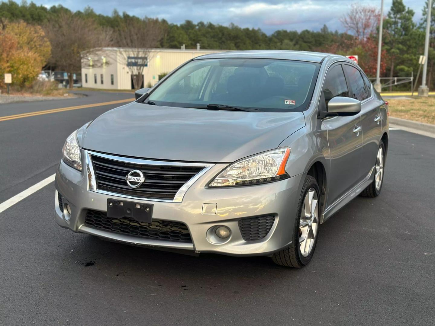 2014 Nissan Sentra SR photo 11