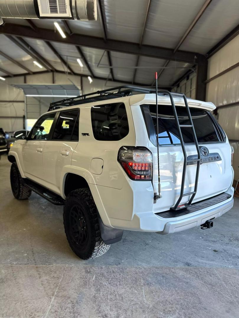 2015 Toyota 4Runner Trail Premium photo 5