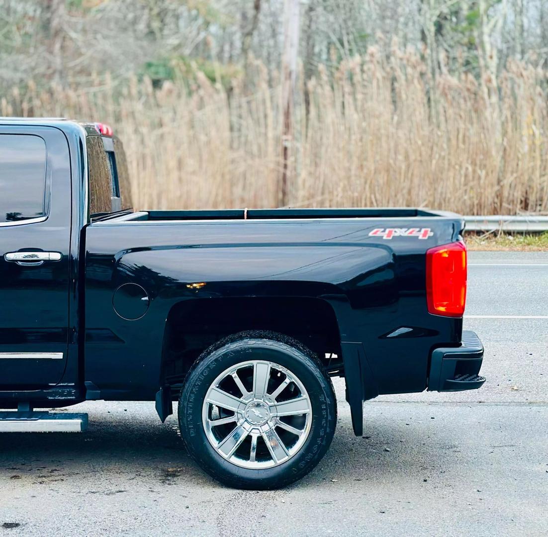 2016 Chevrolet Silverado 1500 High Country photo 11