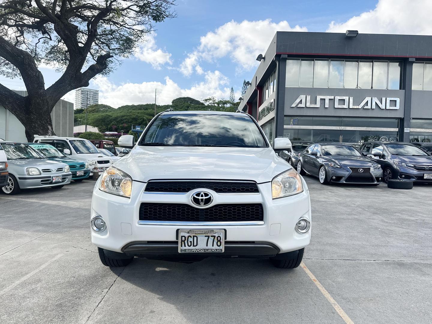 2010 Toyota RAV4 Limited photo 8