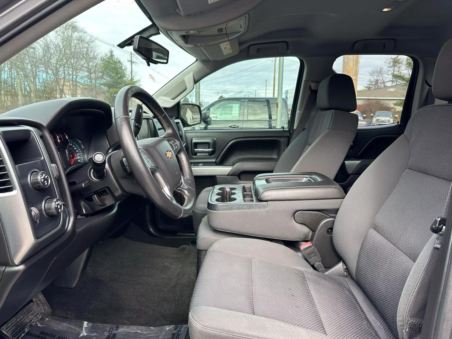 2016 Chevrolet Silverado 1500 LT photo 25