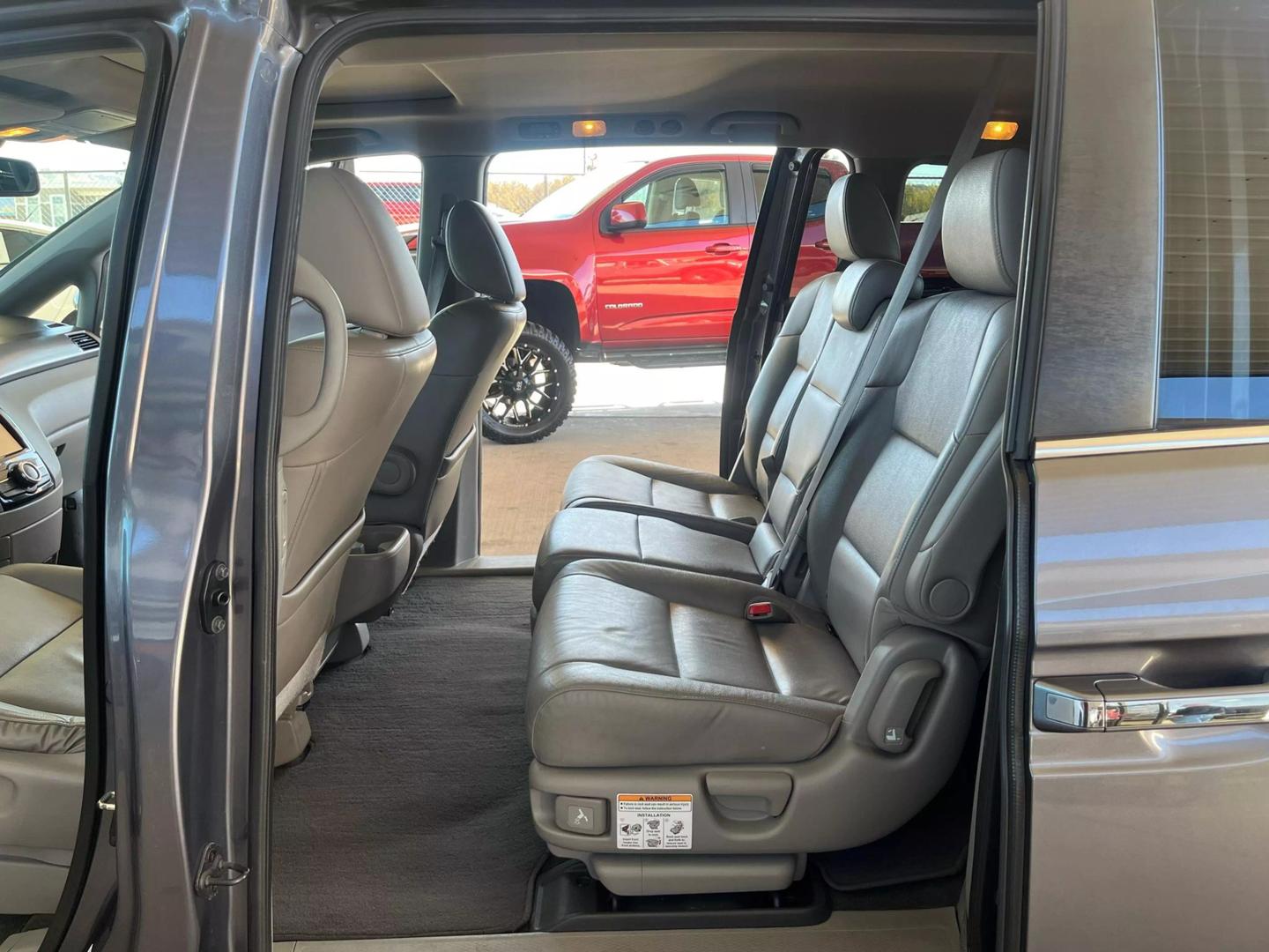 2016 Honda Odyssey EX-L photo 31