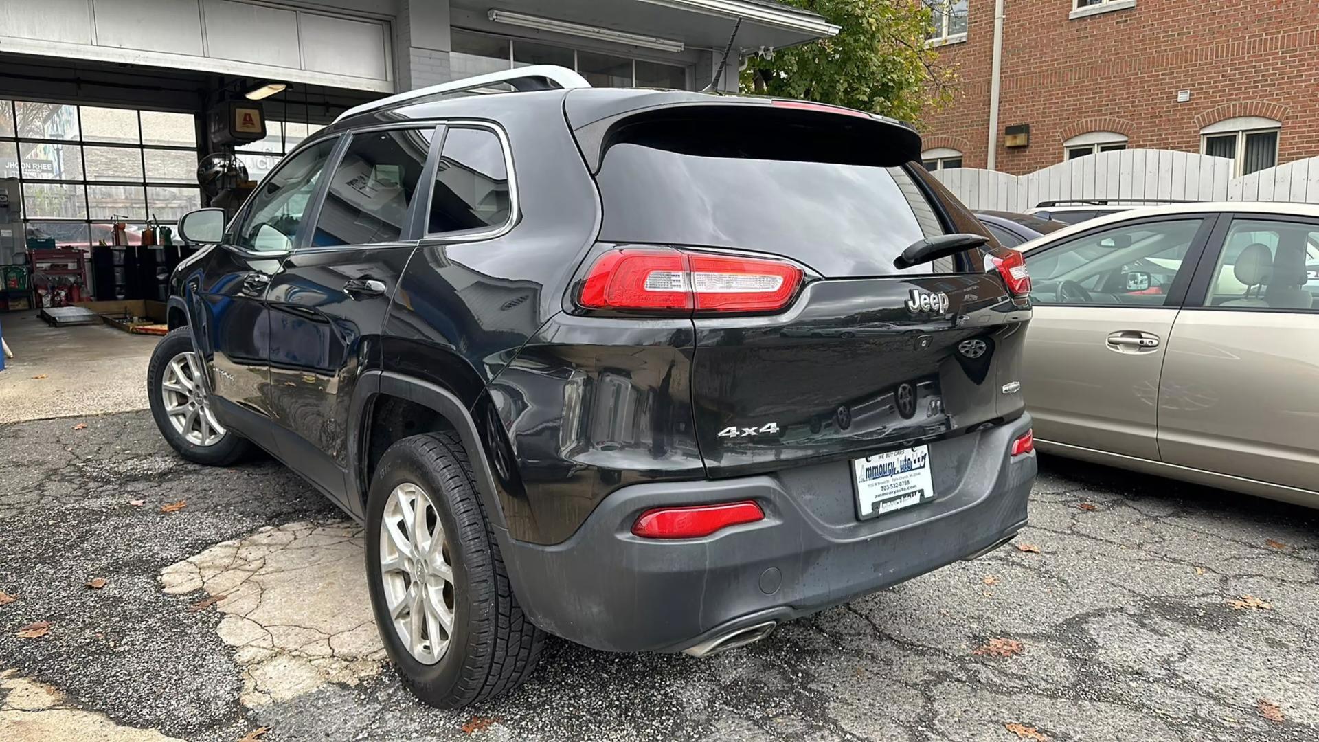 2015 Jeep Cherokee Latitude photo 8