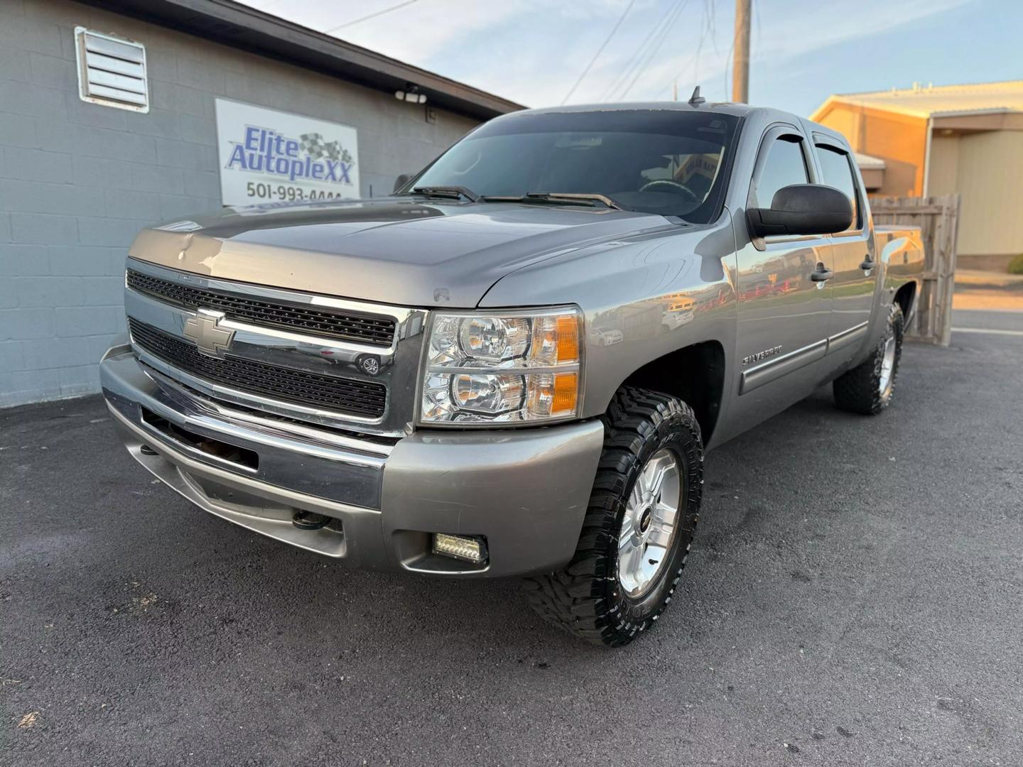 Chevrolet Silverado 1500's photo