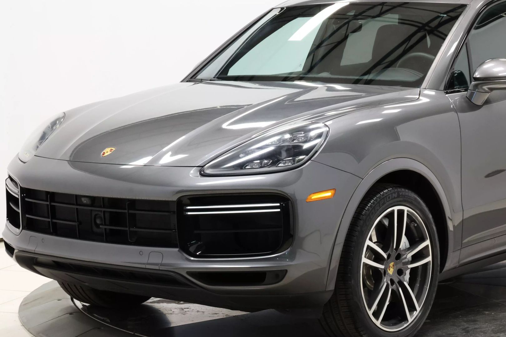 2020 Porsche Cayenne - Image 93