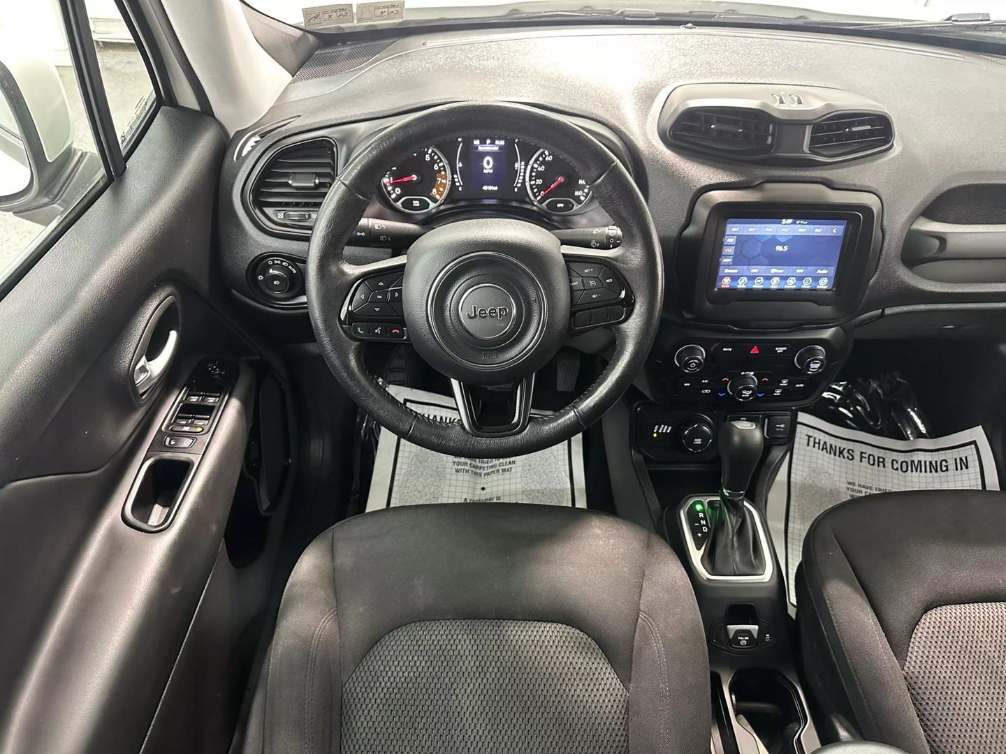 2020 Jeep Renegade Altitude photo 12