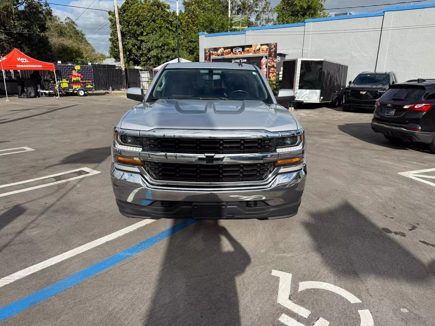 Chevrolet Silverado 1500's photo