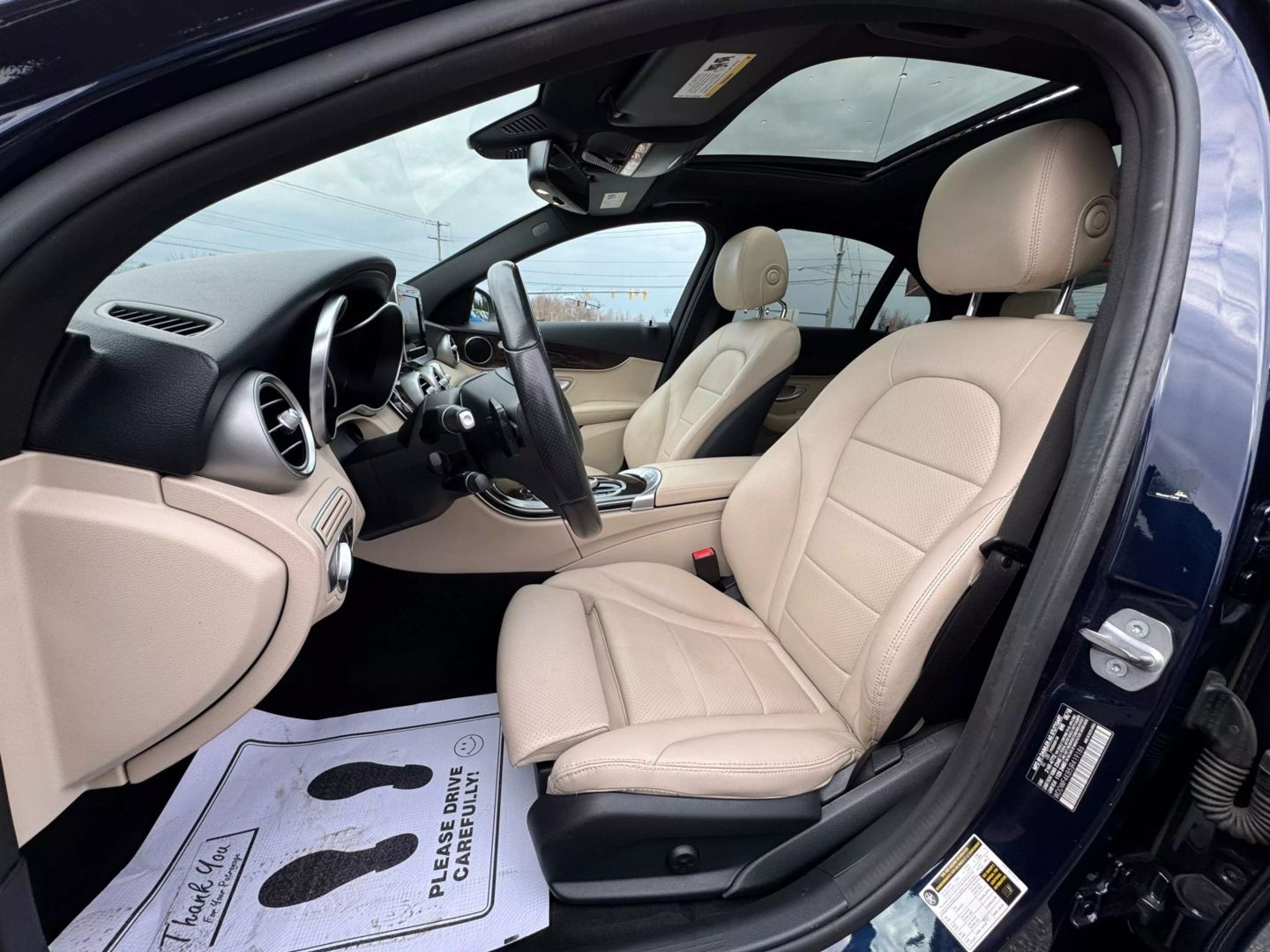 Image 9 of 2018 MERCEDES-BENZ C-CLASS