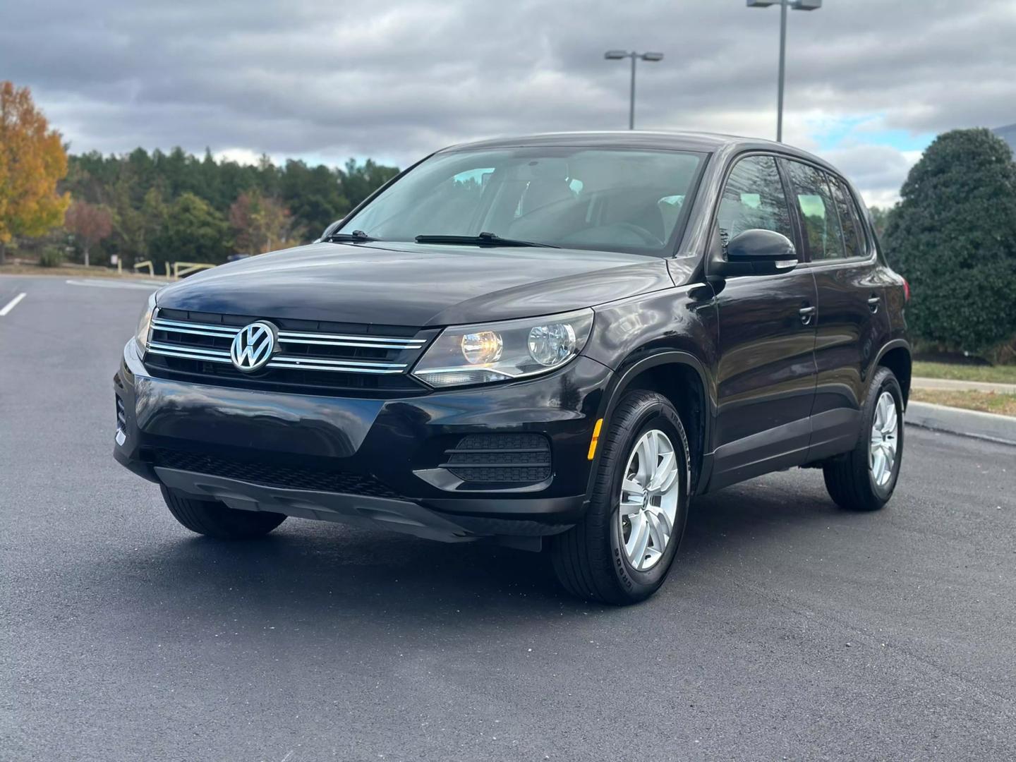 2014 Volkswagen Tiguan S photo 11