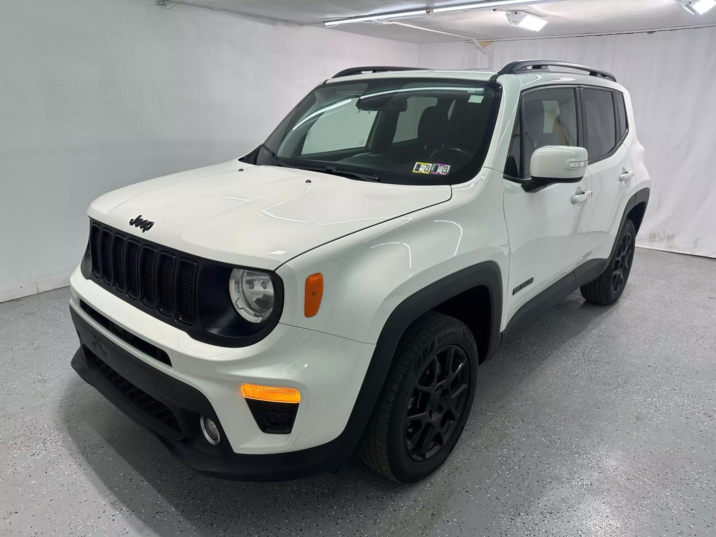 2020 Jeep Renegade Altitude photo 3