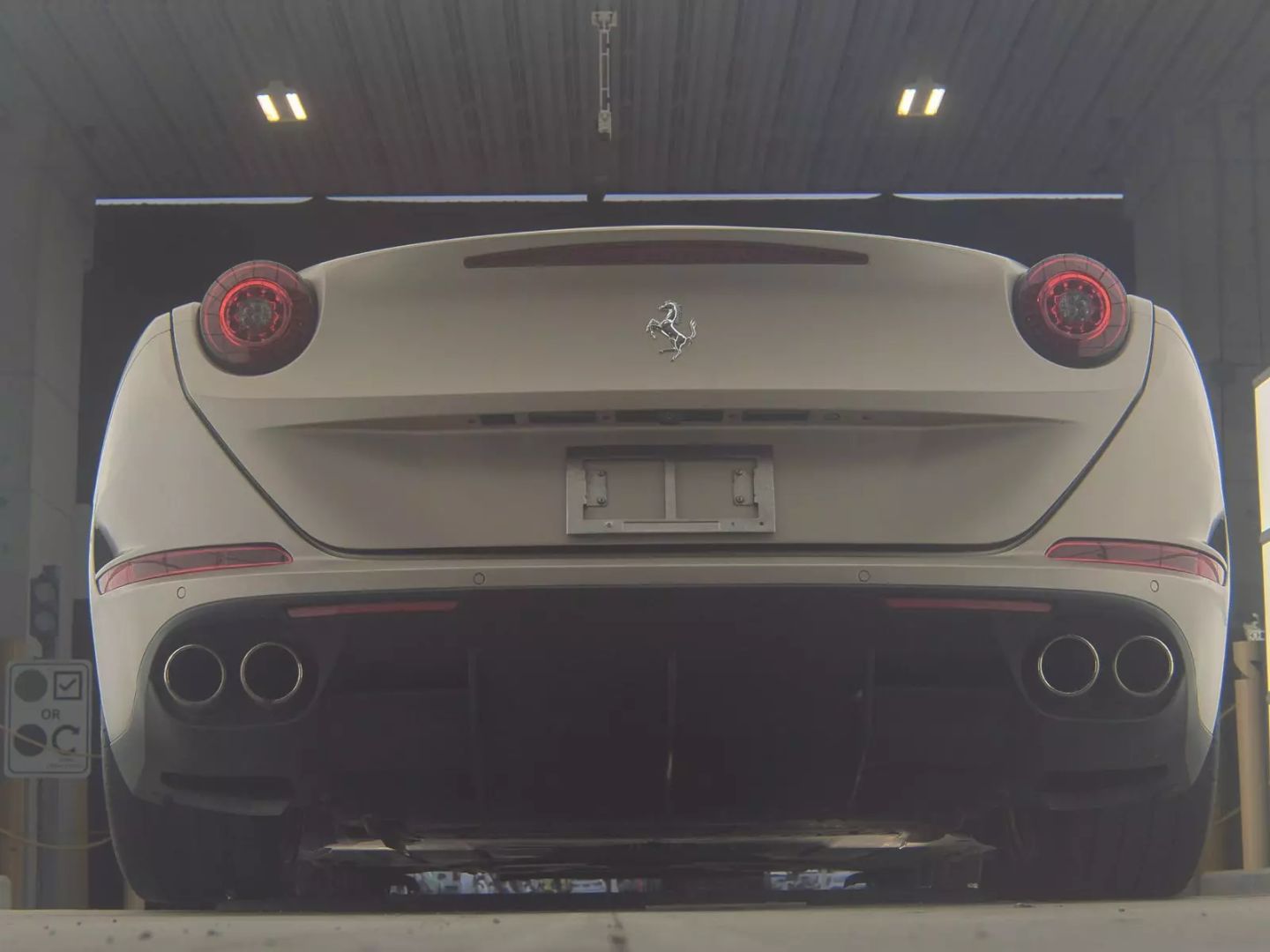 2018 Ferrari California - Image 7