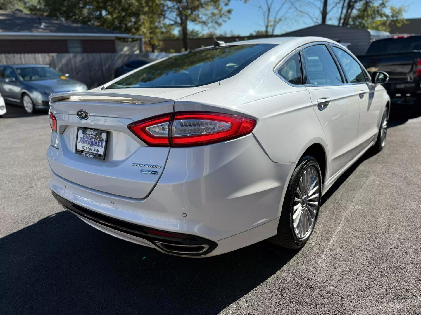 2016 Ford Fusion Titanium photo 3