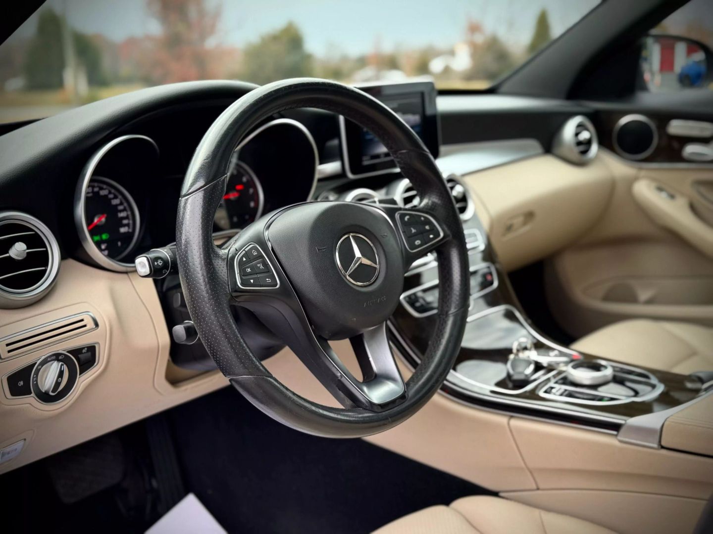 Image 8 of 2018 MERCEDES-BENZ C-CLASS